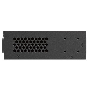 D-Link DES-1016D 16-Port Ethernet Switch, 16 fast ethernet ports, 3.2Gbps switching fabric